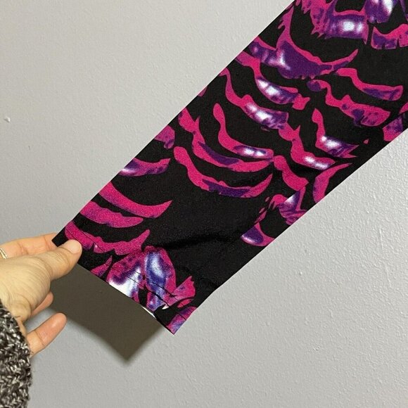 Kardashian Blouse Women Size XS Vneck Peplum Colorful Ruffle Pleat Funky Party - Picture 8 of 12